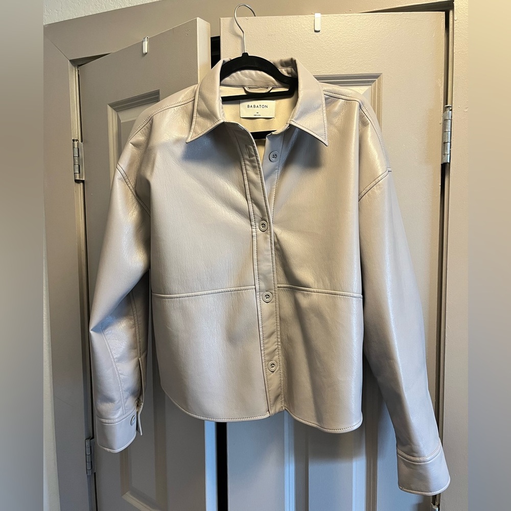 Aritzia Hip Pelli Jacket grey size medium